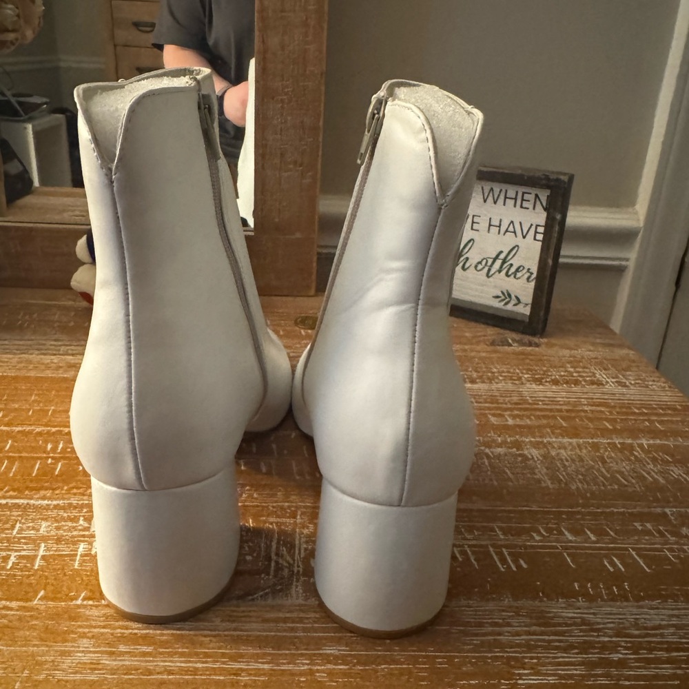 Chinese Laundry White Heeled Boots